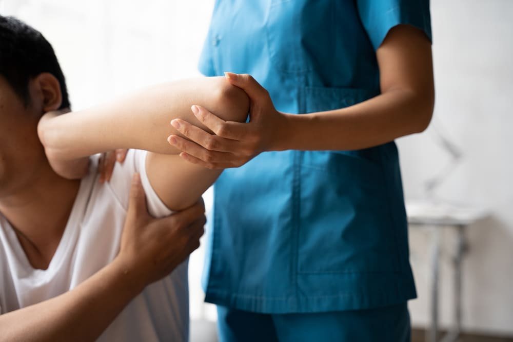 tratamiento de fisioterapia y ejercicio terapeutico para lesiones